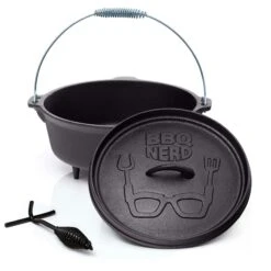 BBQ-Nerd© Dutch Oven "Starter" 3,1L Mit Ständer| Bereits Eingebrannt | Gusseisen Feuertopf, Bräter Mit Deckel Inkl. Deckelheber -Küche Utensilien Laden 91b2a82f 7231 4235 9f77 3f421219aabe